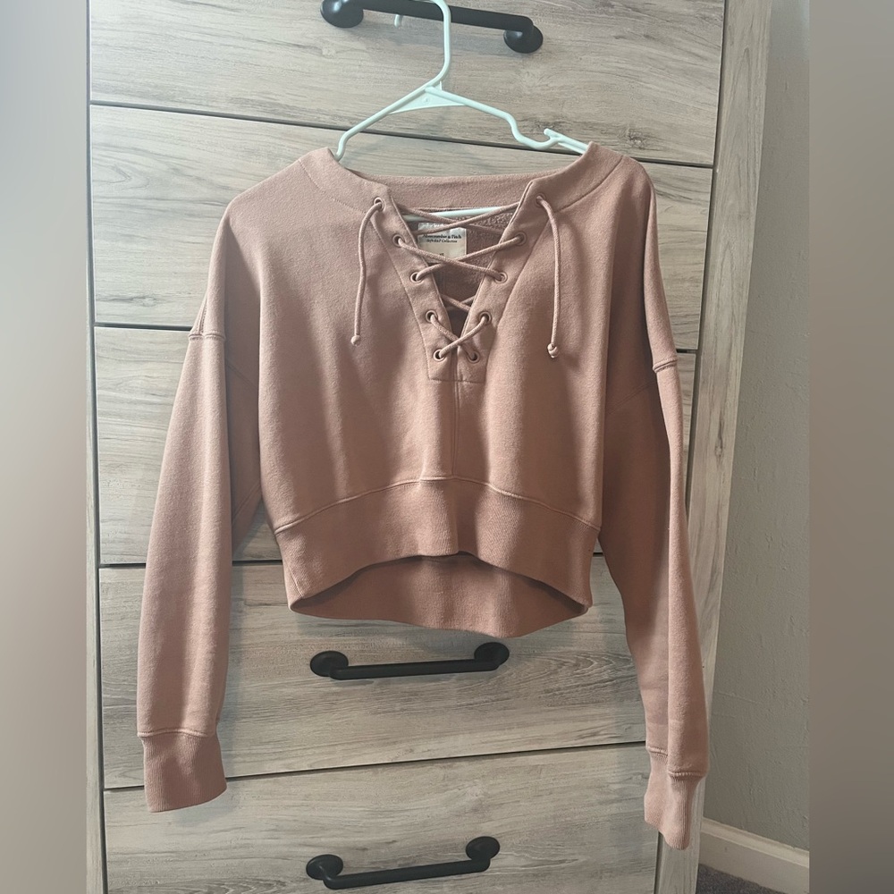 Abercrombie & Fitch Women's Lace-Up Cropped Sweatshirt XS